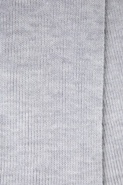 шарф от бренда снежная королева вид слева