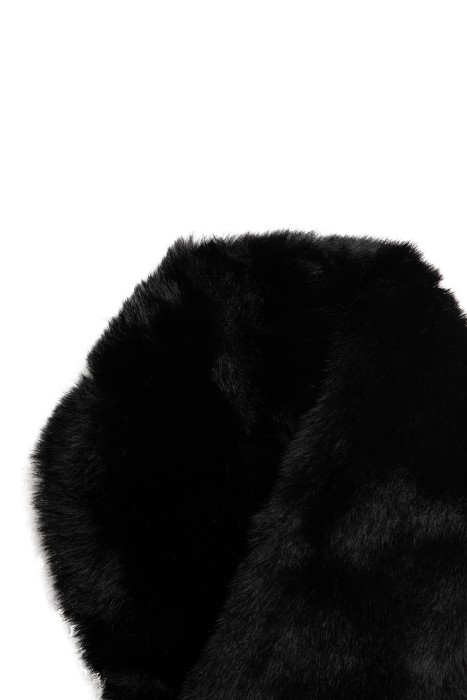 шарф от бренда снежная королева вид слева