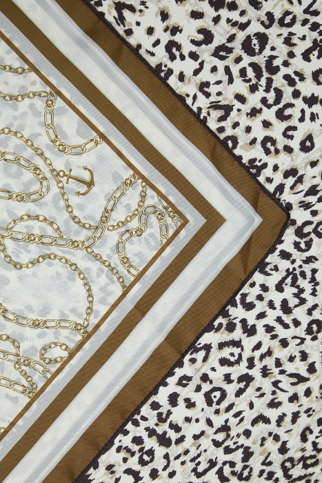 шейный платок от бренда снежная королева вид слева