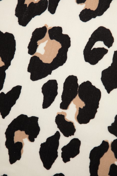 шейный платок от бренда снежная королева вид слева