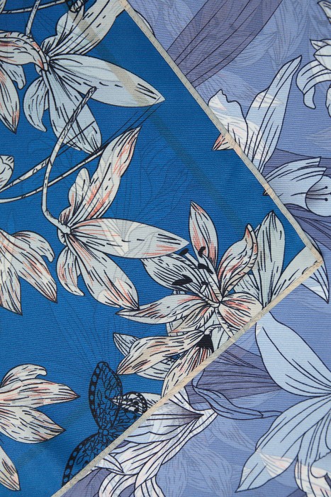 шейный платок от бренда снежная королева вид слева