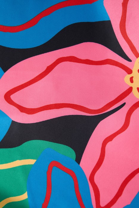 шейный платок от бренда снежная королева вид слева