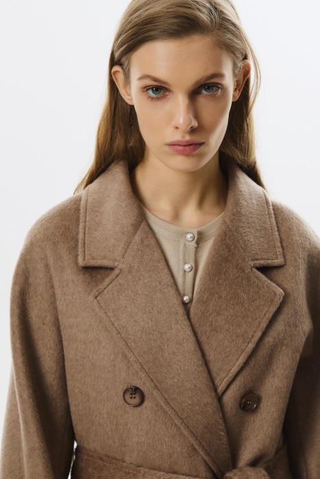 шерстяное пальто с поясом из россии вид сбоку