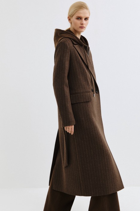 шерстяное пальто с поясом от бренда снежная королева вид слева