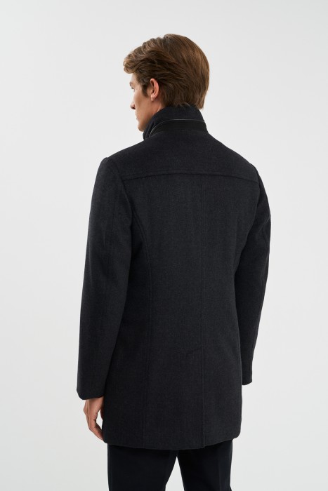 шерстяное пальто по цене 11700 руб вид справа