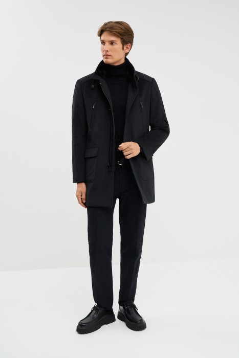 шерстяное пальто из россии вид сбоку