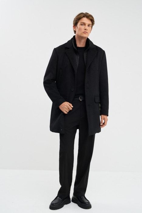 шерстяное пальто от бренда снежная королева вид слева