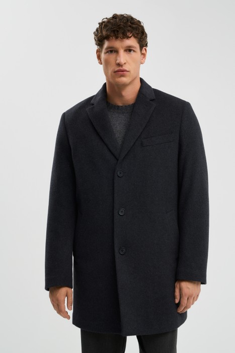 шерстяное пальто от бренда снежная королева вид слева