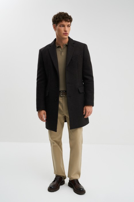 шерстяное пальто от бренда снежная королева вид слева