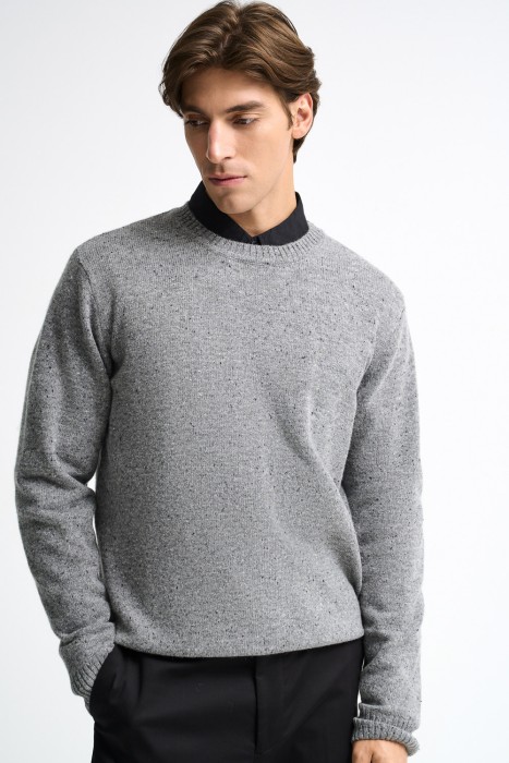 шерстяной джемпер от бренда снежная королева вид слева