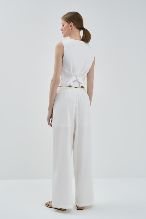 широкие брюки по цене 2580 руб вид справа