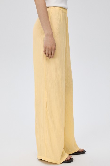 Товар с артикулом 811827003 вид сзади