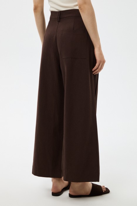 широкие брюки по цене 4020 руб вид справа