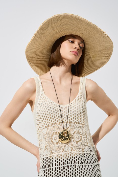 шляпа с широкими полями 772048003 фотография