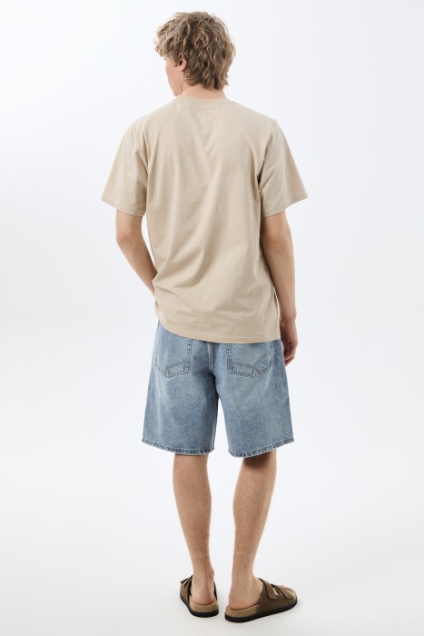 шорты из денима по цене 3010 руб вид справа