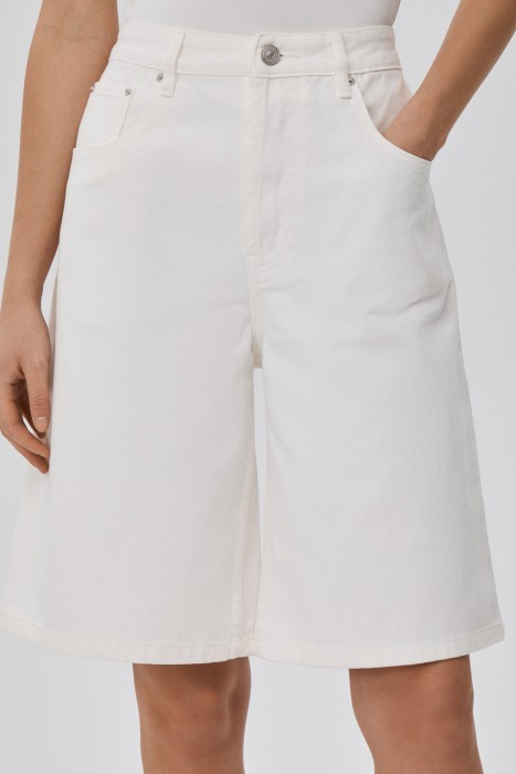 шорты из хлопка от бренда снежная королева вид слева