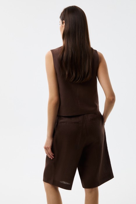 шорты изо льна по цене 3990 руб вид справа