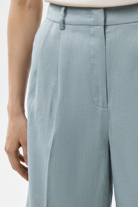 шорты изо льна из россии вид сбоку