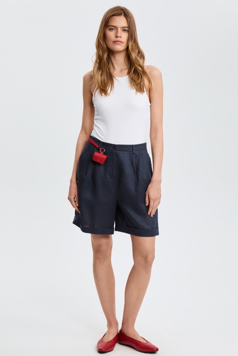 шорты изо льна от бренда снежная королева вид слева