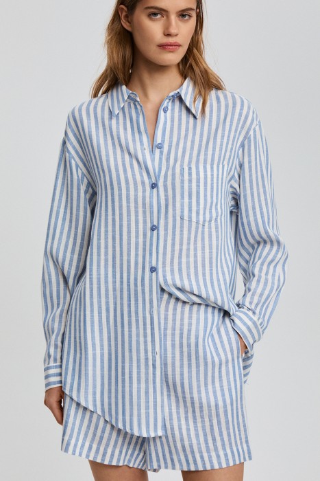 шорты в полоску от бренда снежная королева вид слева