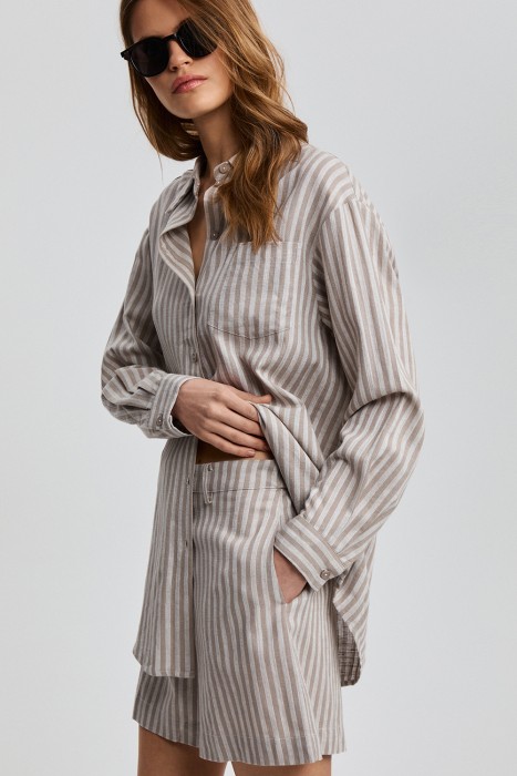 Товар с артикулом 828106003 вид сзади