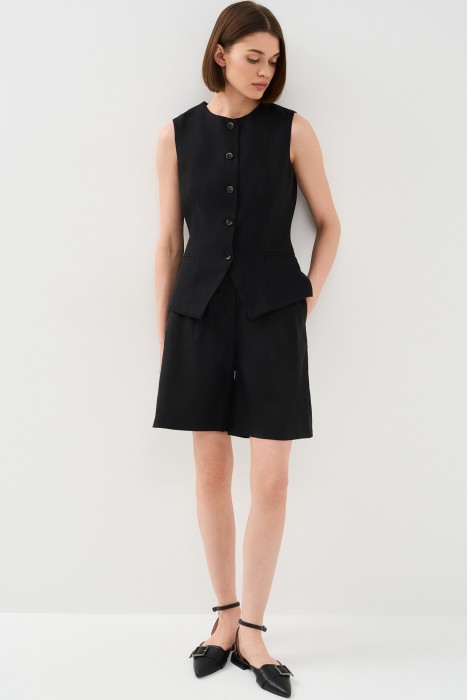 шорты от бренда снежная королева вид слева