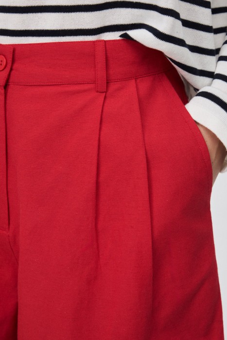 шорты из россии вид сбоку