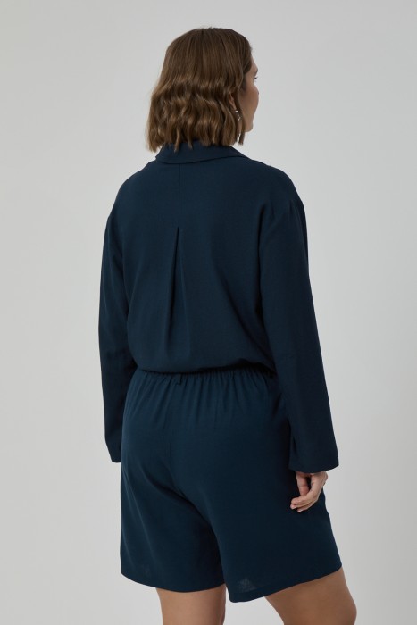 шорты по цене 1760 руб вид справа