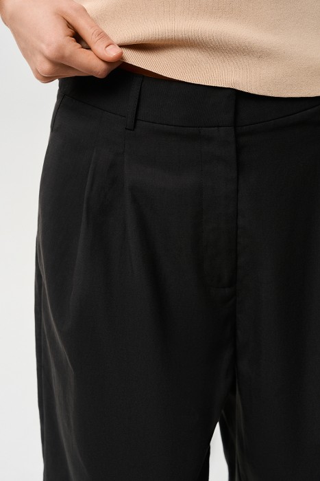 шорты из россии вид сбоку