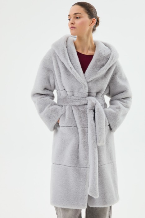 шуба из искусственного меха с капюшоном 791360003 фотография