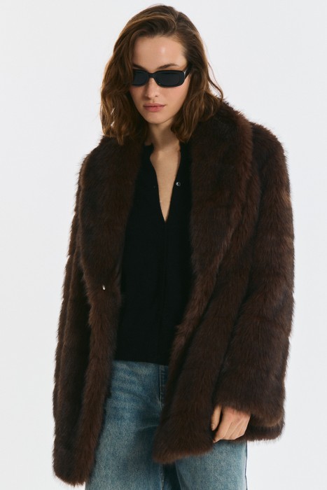 шуба из искусственного меха с поясом 791347003 фотография