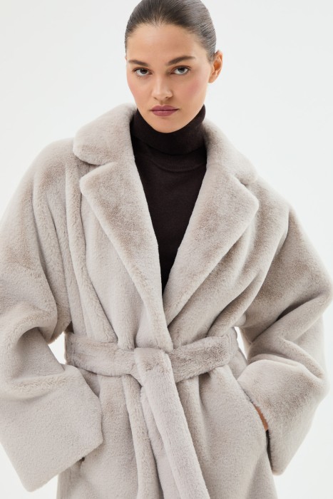 шуба из искусственного меха с поясом 801586003 фотография