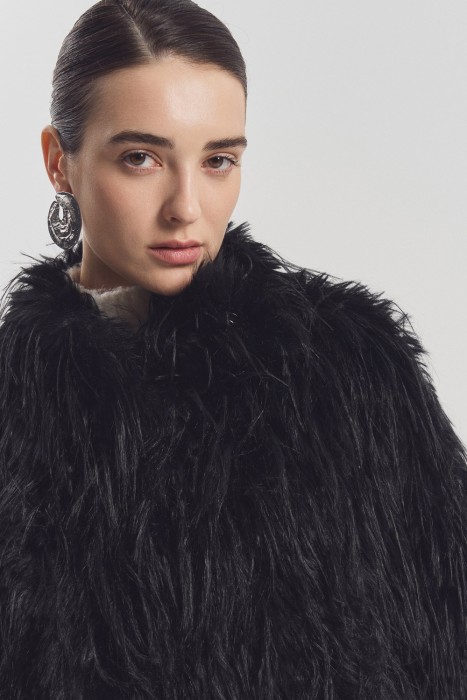 шуба из искусственного меха с поясом из россии вид сбоку