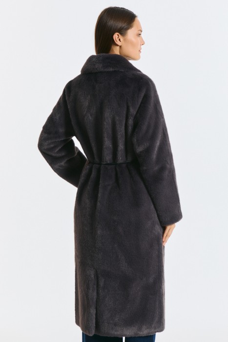 шуба из искусственного меха с поясом по цене 11720 руб вид справа