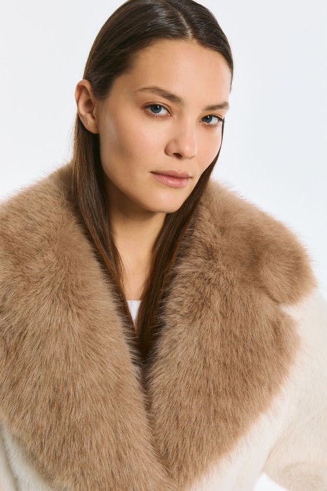 шуба из искусственного меха с поясом из россии вид сбоку