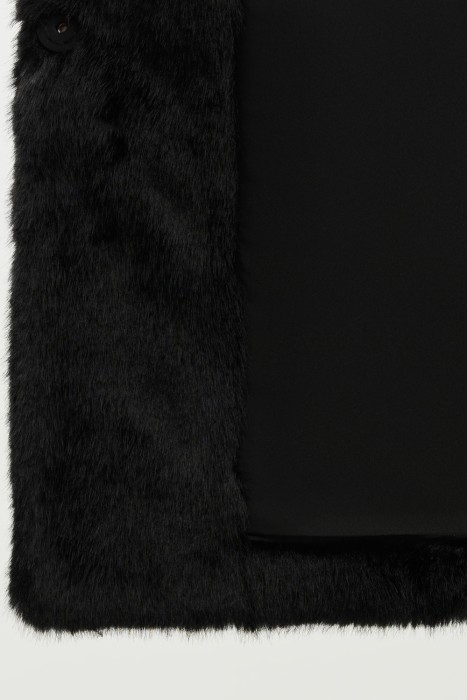 шуба из искусственного меха с поясом по цене 12530 руб вид справа