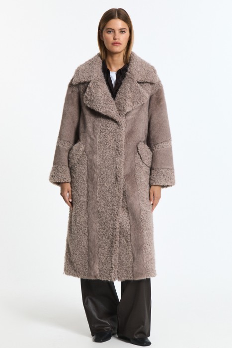 шуба из искусственного меха с поясом из россии вид сбоку