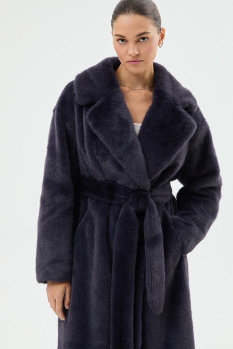 шуба из искусственного меха с поясом 790954003 фотография