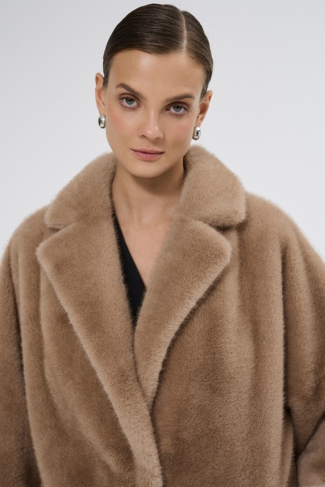 шуба из искусственного меха с поясом из россии вид сбоку