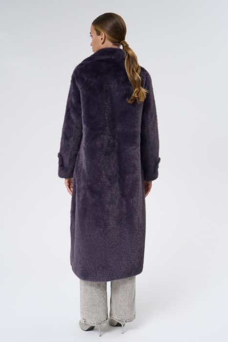 шуба из искусственного меха с поясом по цене 9700 руб вид справа