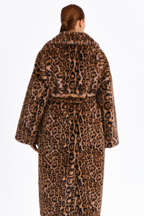 шуба из искусственного меха с поясом из россии вид сбоку