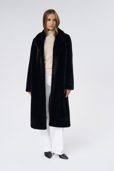 шуба из искусственного меха с поясом от бренда снежная королева вид слева