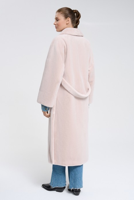 шуба из искусственного меха с поясом по цене 12230 руб вид справа