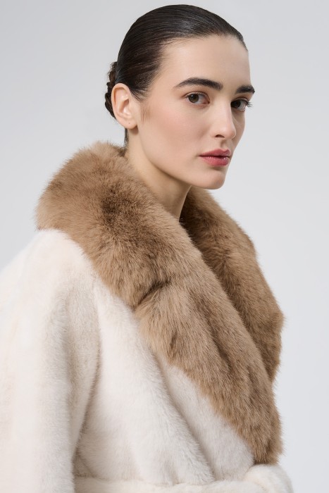 шуба из искусственного меха с поясом из россии вид сбоку