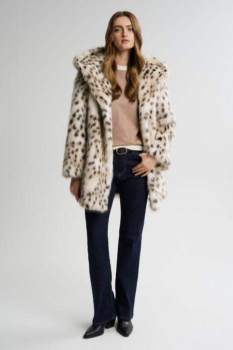 шуба из искусственного меха с поясом 724205003 фотография