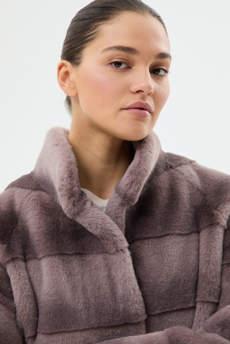 шуба из искусственного меха из россии вид сбоку