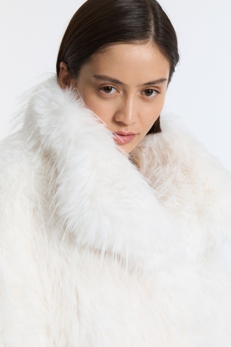 шуба из искусственного меха из россии вид сбоку