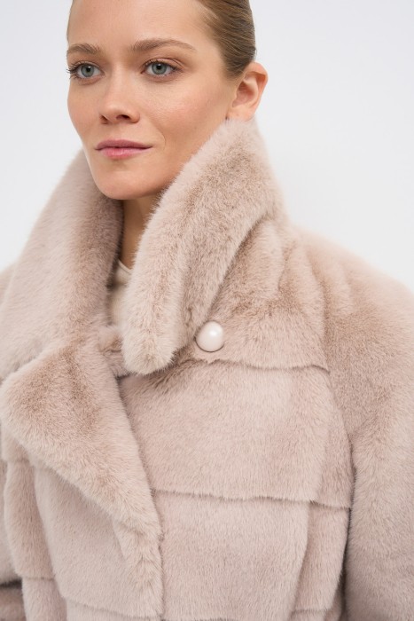 шуба из искусственного меха из россии вид сбоку