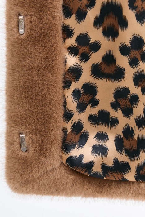 шуба из искусственного меха из россии вид сбоку