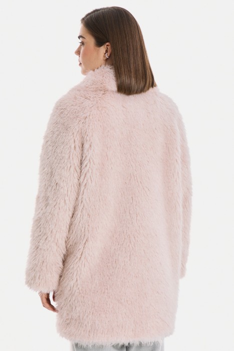 шуба из искусственного меха по цене 8150 руб вид справа